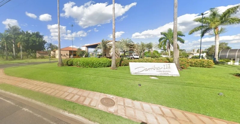 Terreno com Benfeitorias em Damha III em São José do Rio Preto/SP em São José Do Rio Preto - São Paulo
