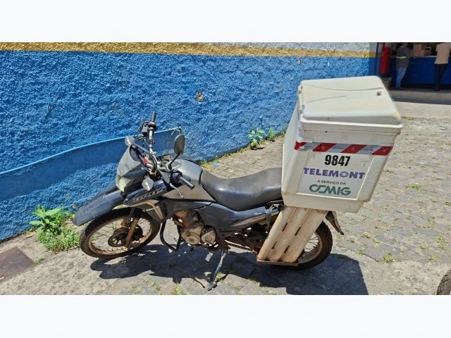 Honda NXR160 Bros ESD 2022 em Belo Horizonte - Minas Gerais