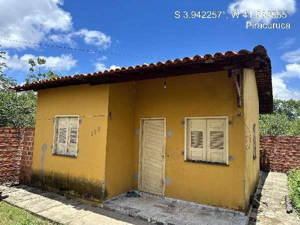 Casa de 48m² com 2 Quartos em Nova Piracuruça em Piracuruca - Piauí