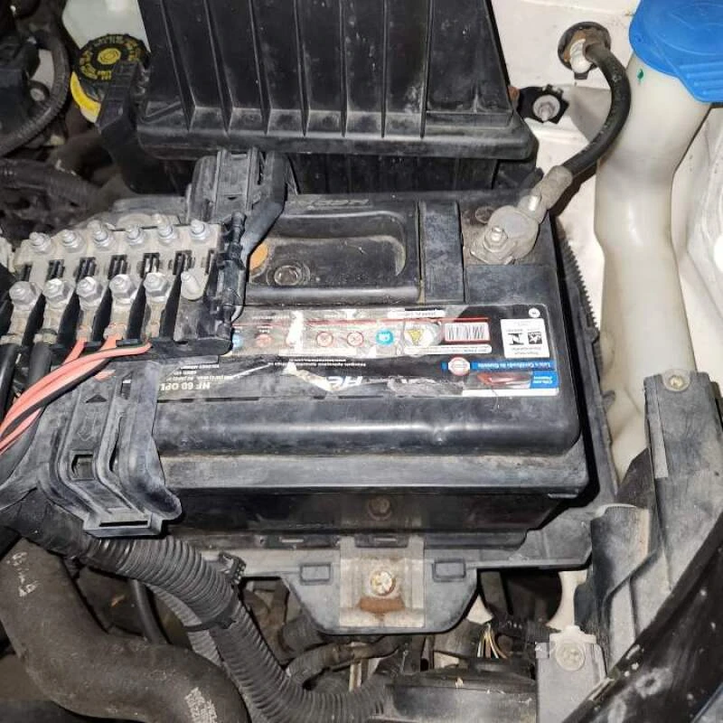 Volkswagen Novo Fox CL SB 2015 em Recife - Pernambuco