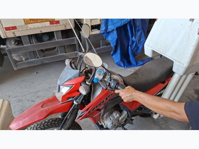 Honda NXR160 Bros 2022 160cc Flex Manual em Belo Horizonte - Minas Gerais