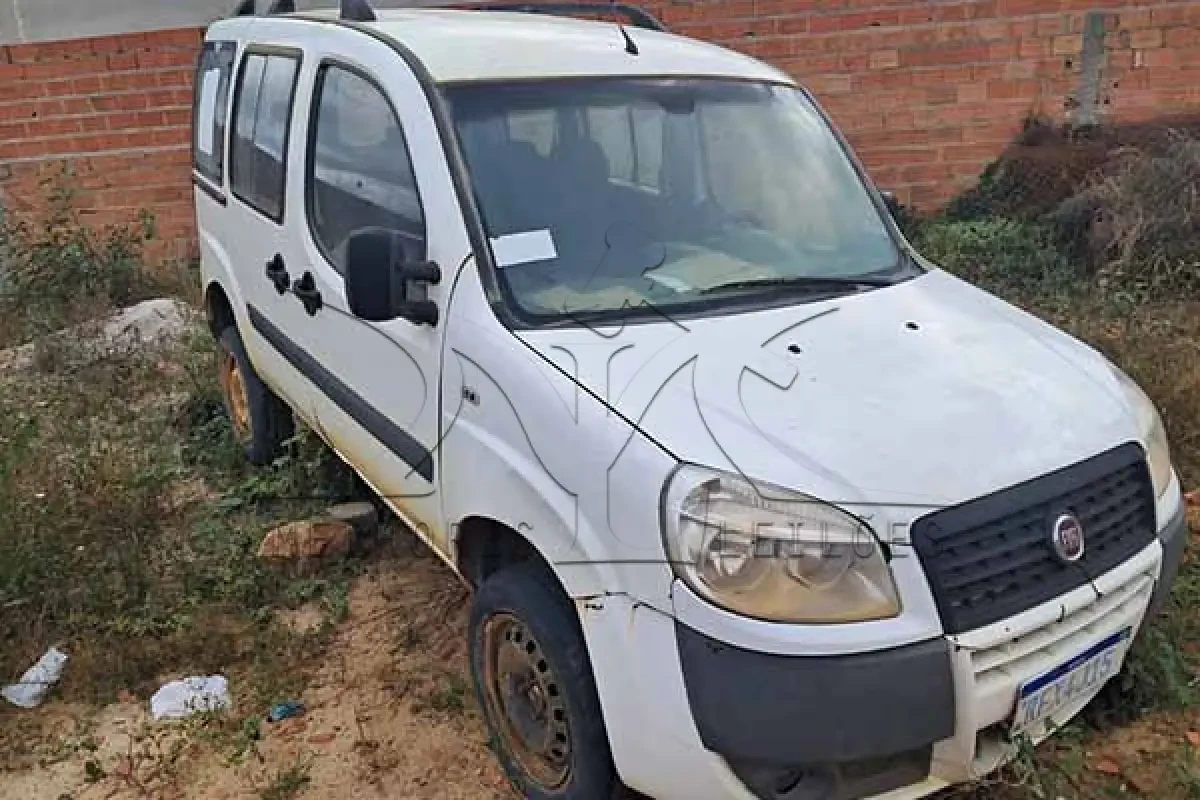 Fiat Doblo Essence 2020/2021 Branca em Águas Vermelhas - Minas Gerais