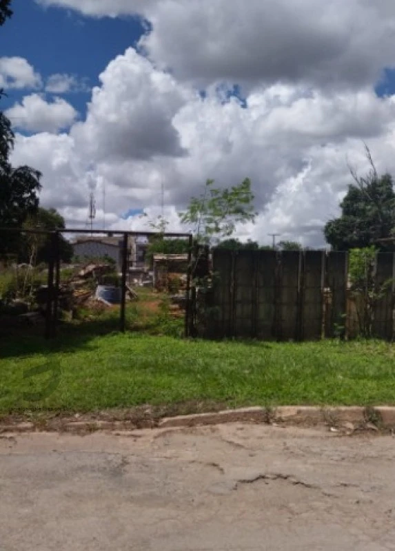 Terreno em Brasília/DF em Brasília - Distrito Federal
