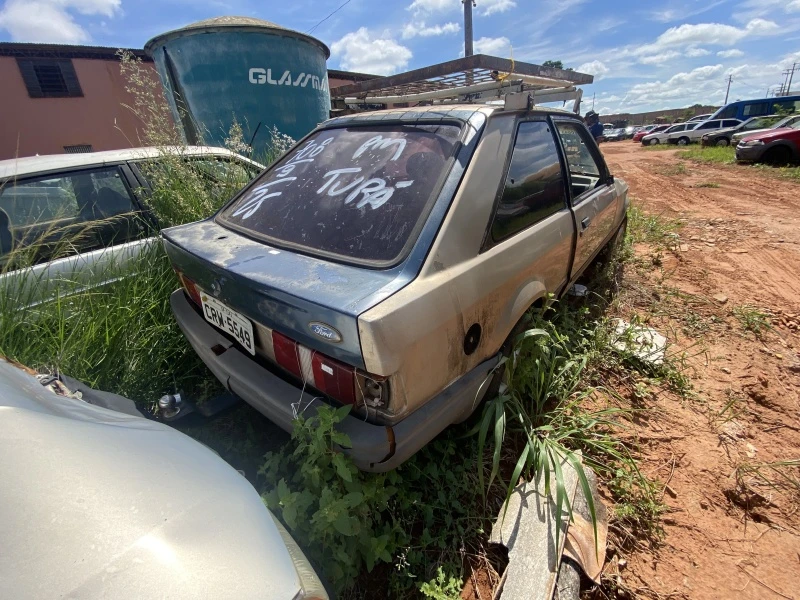 Ford Escort Escort Sucata em Tupã - São Paulo