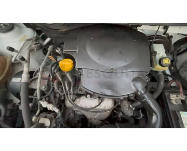 Renault Logan Dyna 2015 1.6 Flex em São Paulo