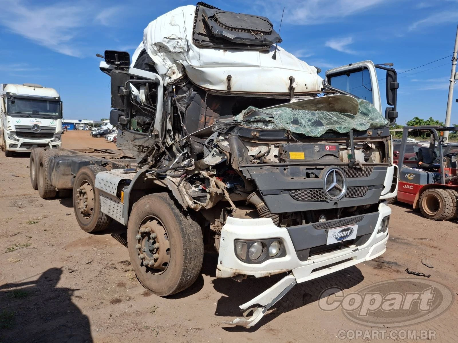 Mercedes-Benz Atego Atego 3033 2023 Diesel em Cuiabá - Mato Grosso