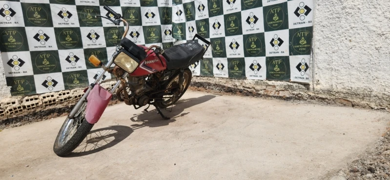 Honda ML 125 1983 125 Gasolina Vermelha em Itaberaba - Bahia