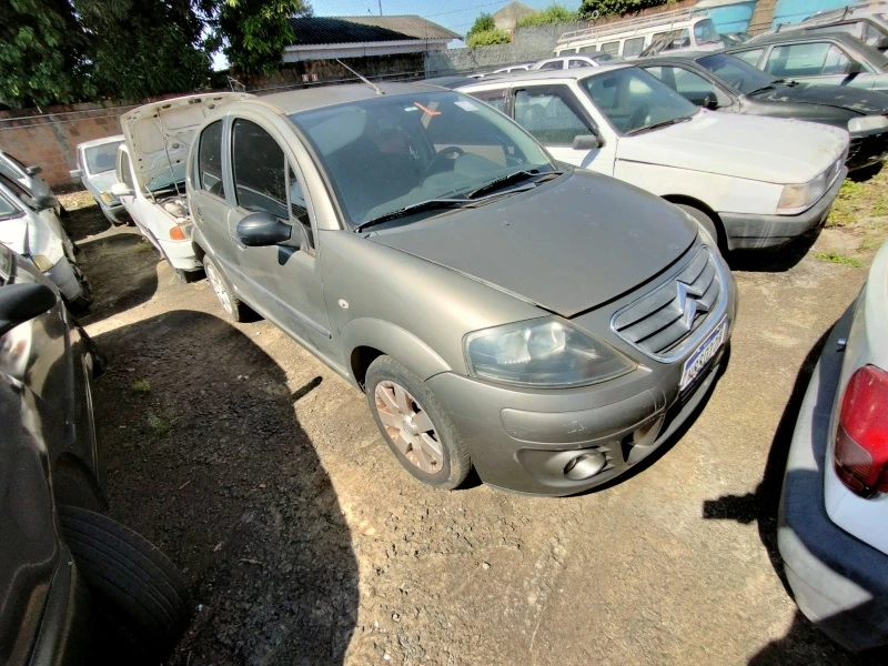 Citroën C3 Picasso Conservado 4 portas Cinza em Marília - São Paulo