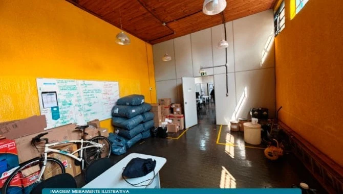 Prédio Comercial no Vila Saul em Santa Cruz do Rio Pardo/SP em Santa Cruz Do Rio Pardo - São Paulo