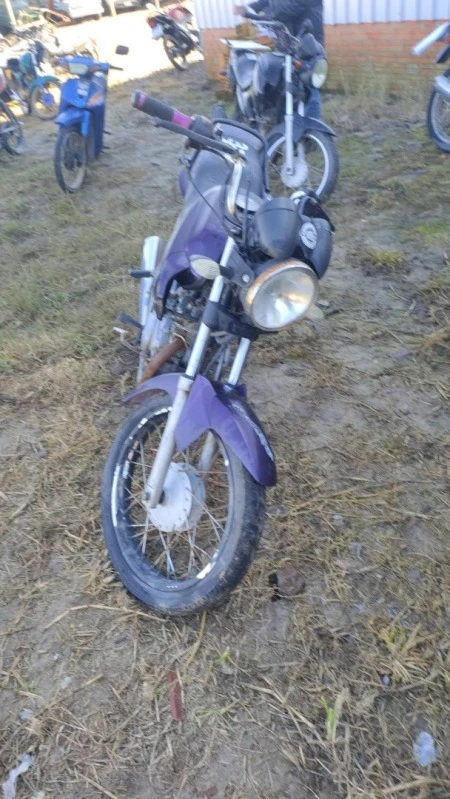 Yamaha YBR 125 YBR125E 125cc Gasolina Manual em Dom Pedrito - Rio Grande do Sul