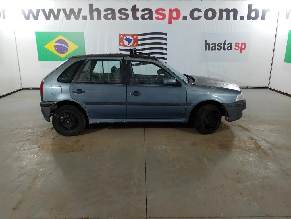 Volkswagen Gol 1999/2000 1.6 16V Cinza em Casa Branca - São Paulo