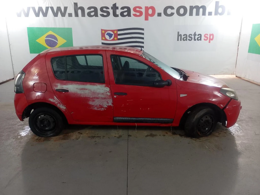 Renault Sandero Aut1016V 2008/2009 Vermelha em Casa Branca - São Paulo