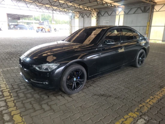 BMW 320i Active Flex 2017 Automático 2.0 Turbo em Nova Santa Rita - Rio Grande do Sul
