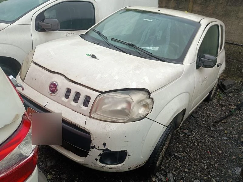 Fiat Uno Vivace 2015 1.0 Automático em Osasco - São Paulo