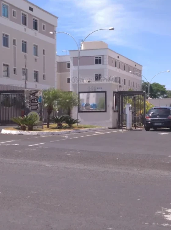 Apartamento com vaga de garagem em Uberlândia/MG em Uberlândia - Minas Gerais