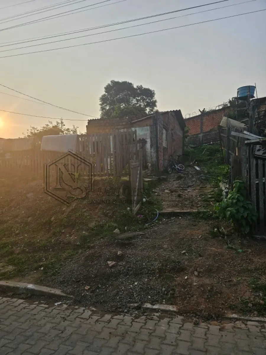 Terreno com 349 m² em Esteio/RS em Esteio - Rio Grande do Sul