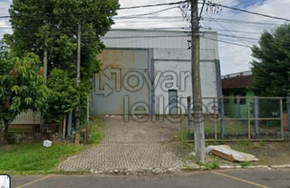Prédio Comercial Com Terreno em Igrejinha/RS em Igrejinha - Rio Grande do Sul
