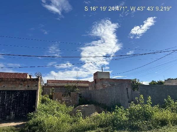 Terreno no Lot Burarama em Francisco Sá/MG em Francisco Sa - Minas Gerais