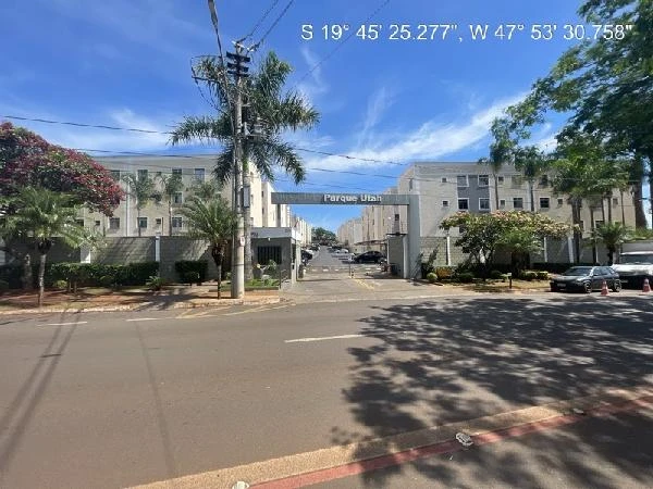 Apartamento com 2 Quartos em Uberaba/MG em Uberaba - Minas Gerais