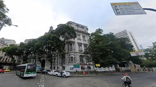 Apartamento com 207 no Bloco 01 em Engenho da Rainha, Rio de Janeiro/RJ em Rio De Janeiro - Rio de Janeiro