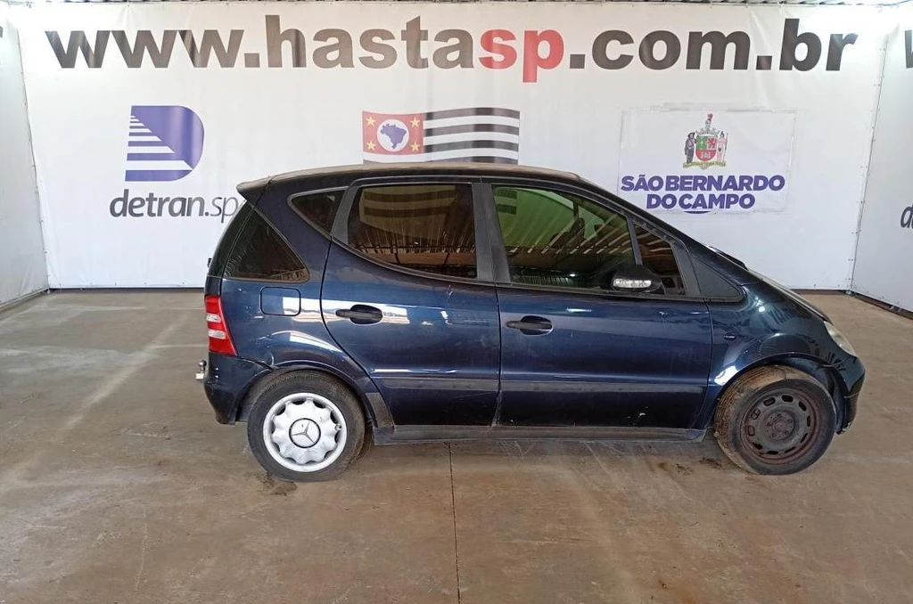 Mercedes-Benz A 160 A 160 2004 Preto em Casa Branca - São Paulo