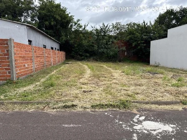 Terreno no Residencial Padre Hilário Pierick em Pirapozinho/SP em Pirapozinho - São Paulo