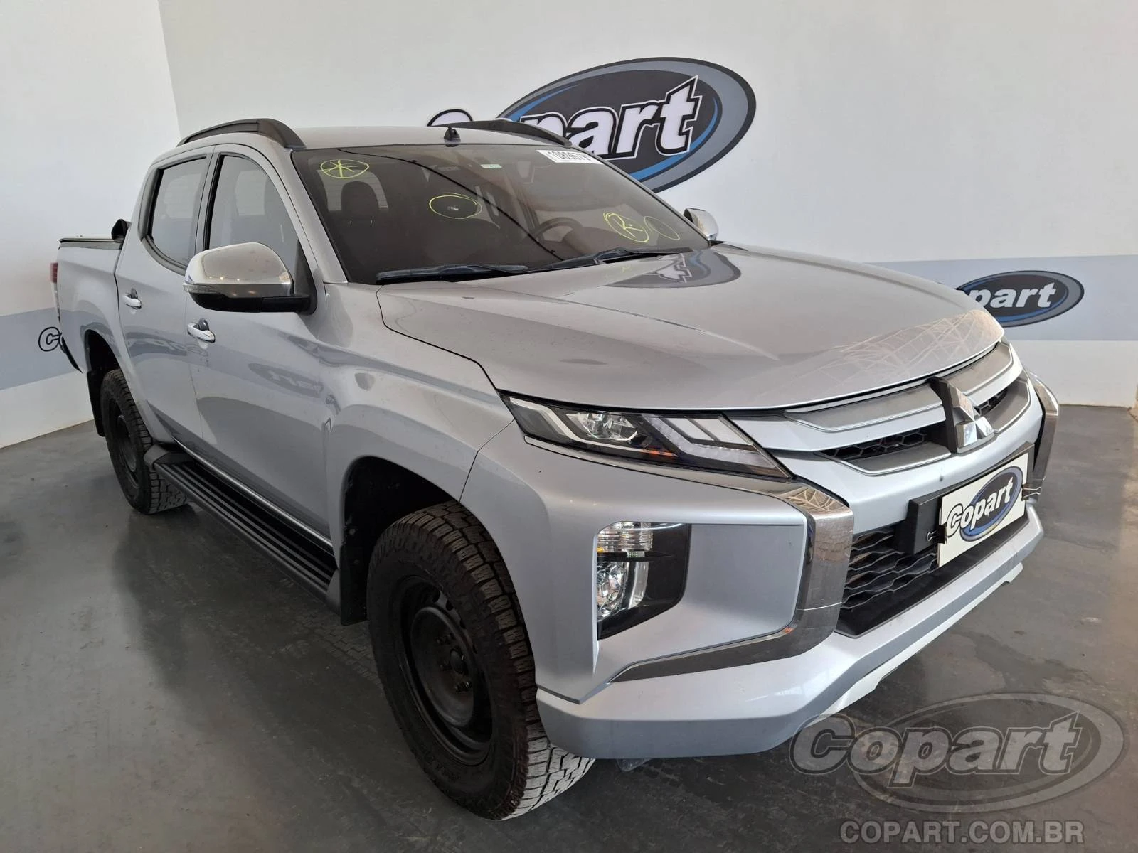 Mitsubishi L200 Triton L200 Triton Sport HPE 2024 2.4 Turbo Automático Diesel em Eusébio - Ceará