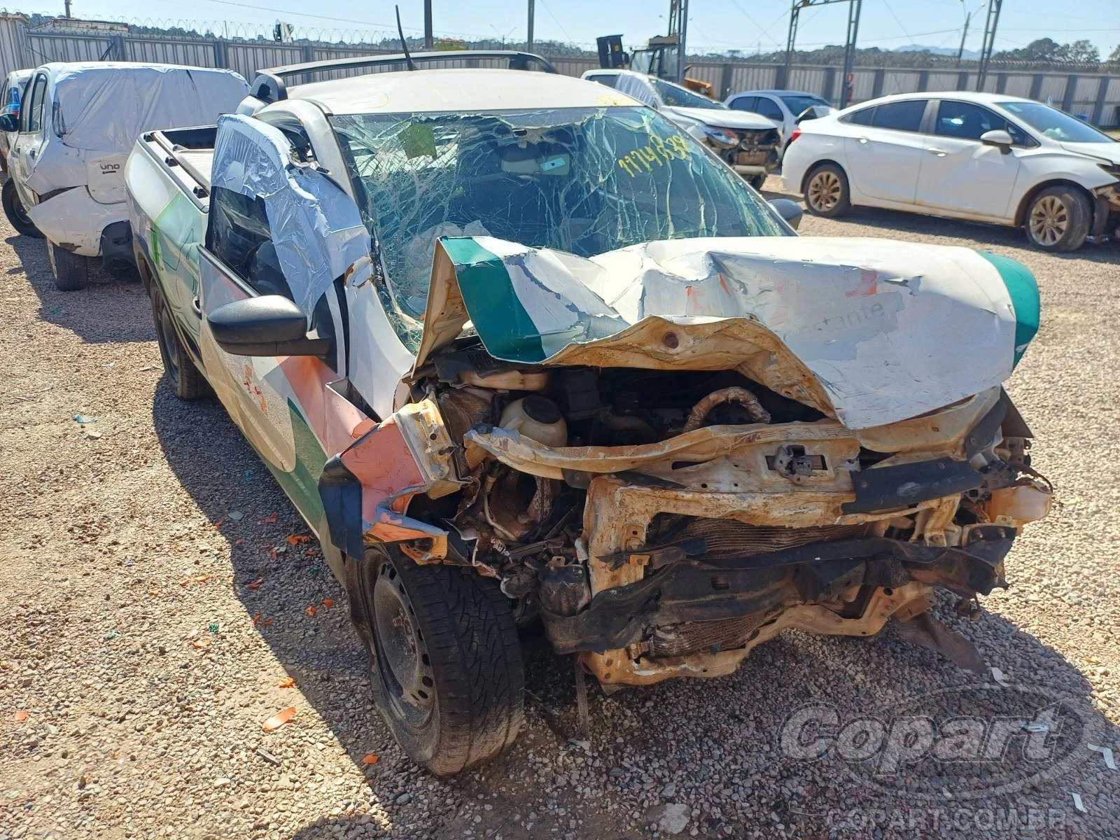Volkswagen Saveiro Robust 1.6 MSI 2022 em São José Dos Pinhais - Paraná