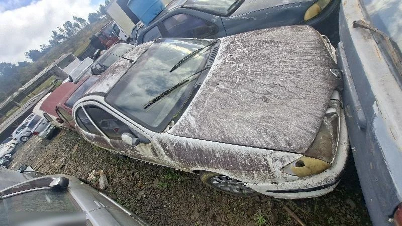 Renault Megane Megane 1999 2.0 em Mafra - Santa Catarina