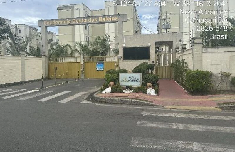 Apartamento com 2 Quartos em Camacari/BA em Camaçari - Bahia