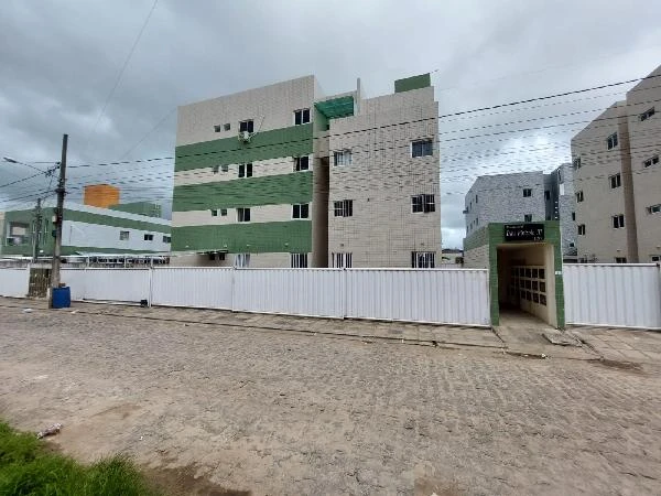 Apartamento compacto com 2 quartos e vaga de garagem em João Pessoa PB