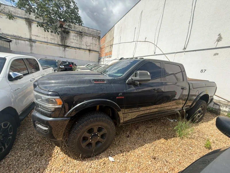 Ram 2500 Laramie 2022 Preto em Palmas - Tocantins