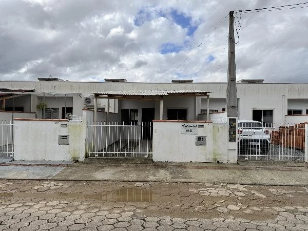 Casa com 2 Quartos em São João Batista/SC em Sao Joao Batista - Santa Catarina