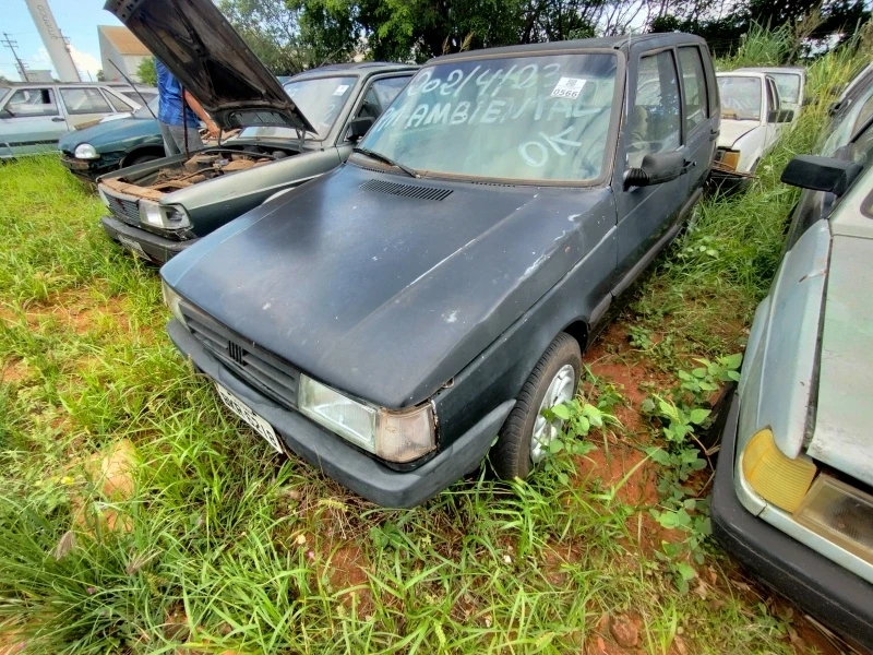 Fiat Uno Uno Sucata Inservível Motor em Tupã - São Paulo