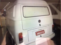Volkswagen Kombi Kombi 2005/2006 61CV Gasolina em Curitiba - Paraná