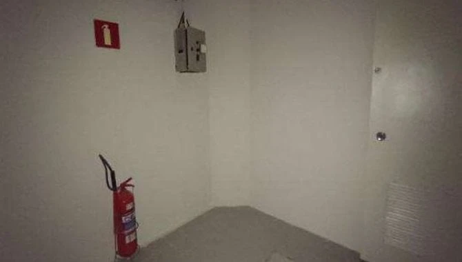 Sala Comercial em Jardim Praiano, Guarujá/SP em Guarujá - São Paulo