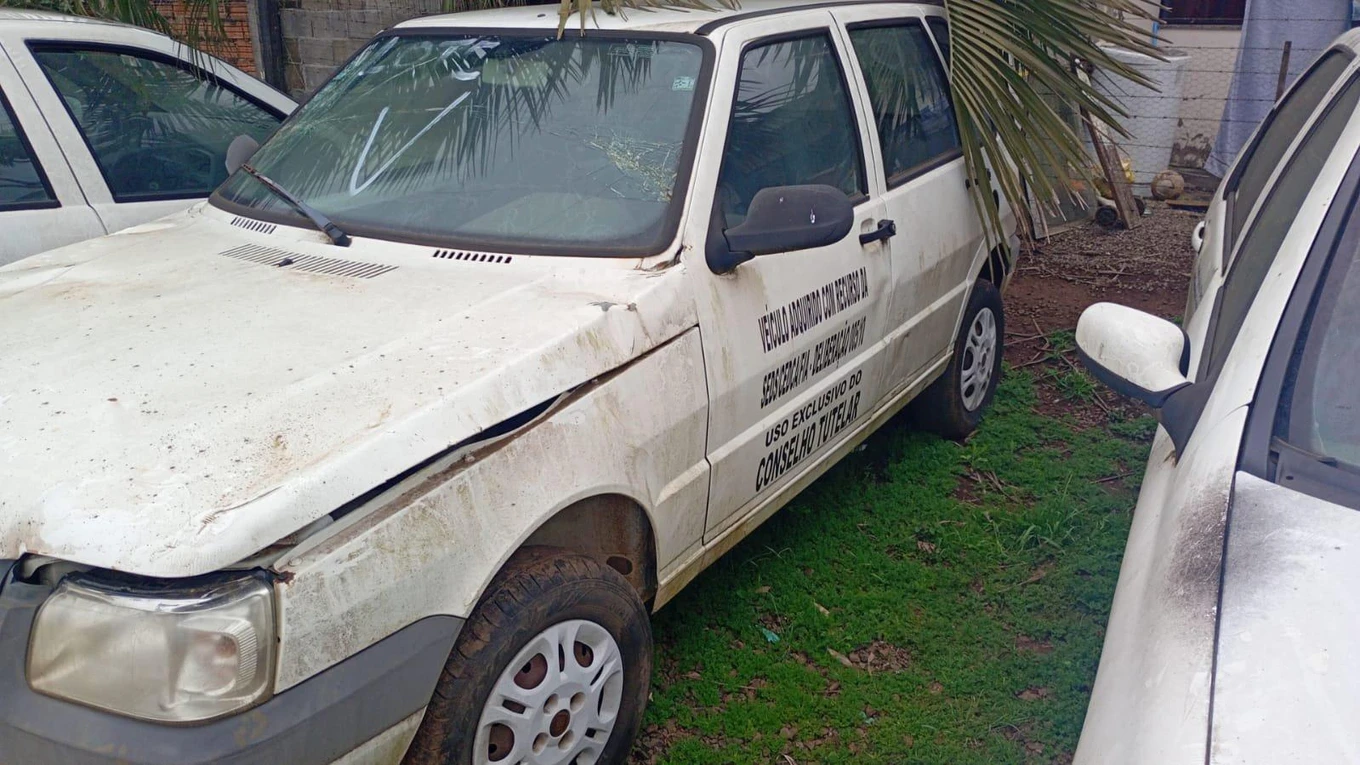 Fiat Uno Mille Uno Mille Economy 2012 em Palmas - Paraná