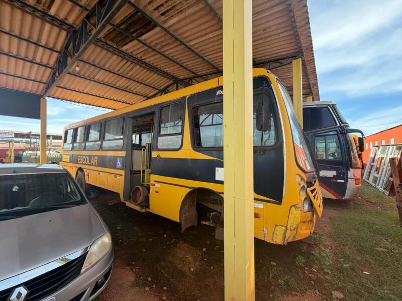 Mercedes-Benz OF 1519 OF 1519 R.Ore 2013 Amarela em Pium - Tocantins