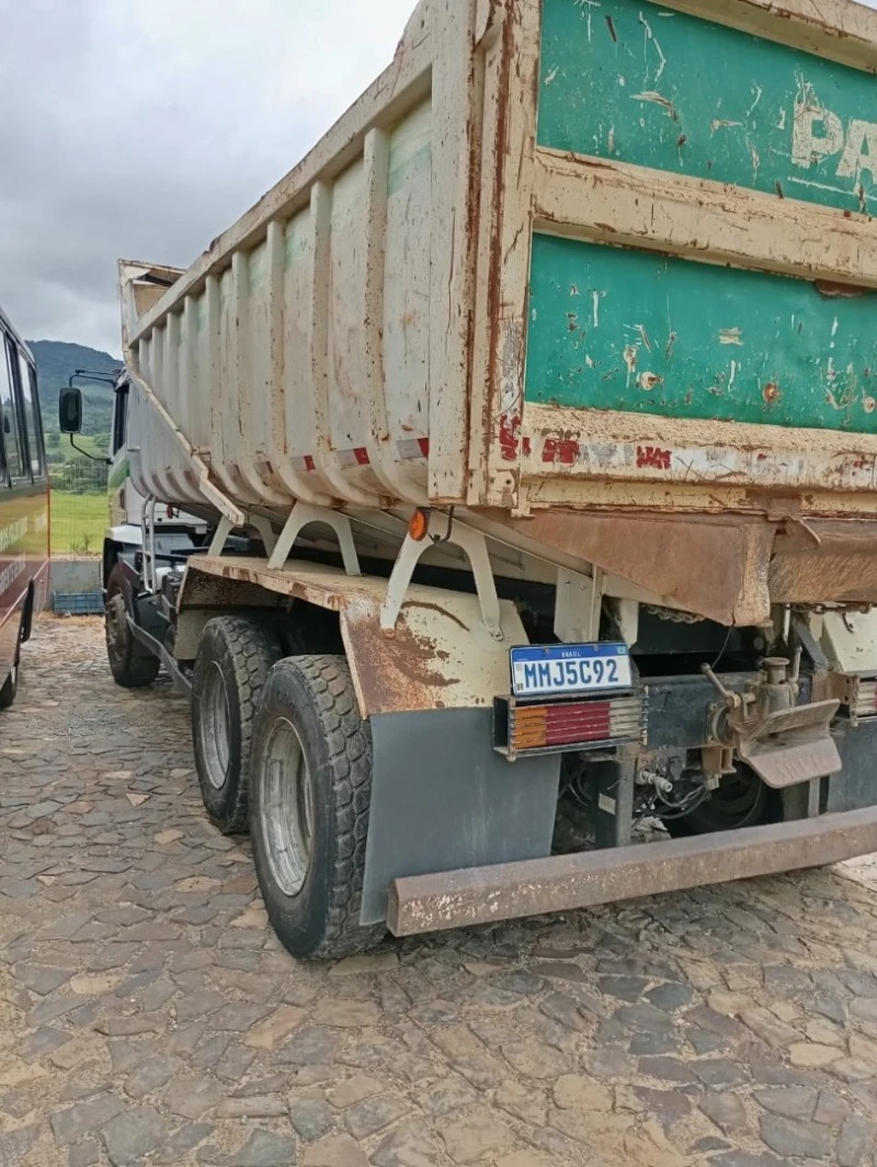 Mercedes-Benz Atego Atego 2729 6x4 Basculante 2014 em Lontras - Santa Catarina