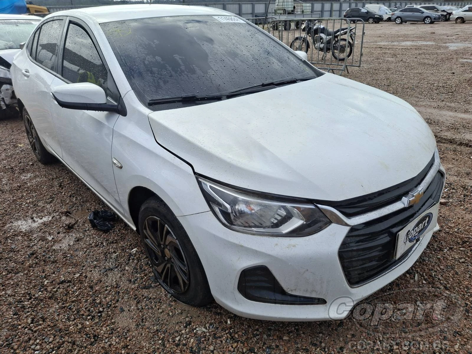 Chevrolet Onix Plus LT 2023 1.0 Ecotec em São José Dos Pinhais - Paraná