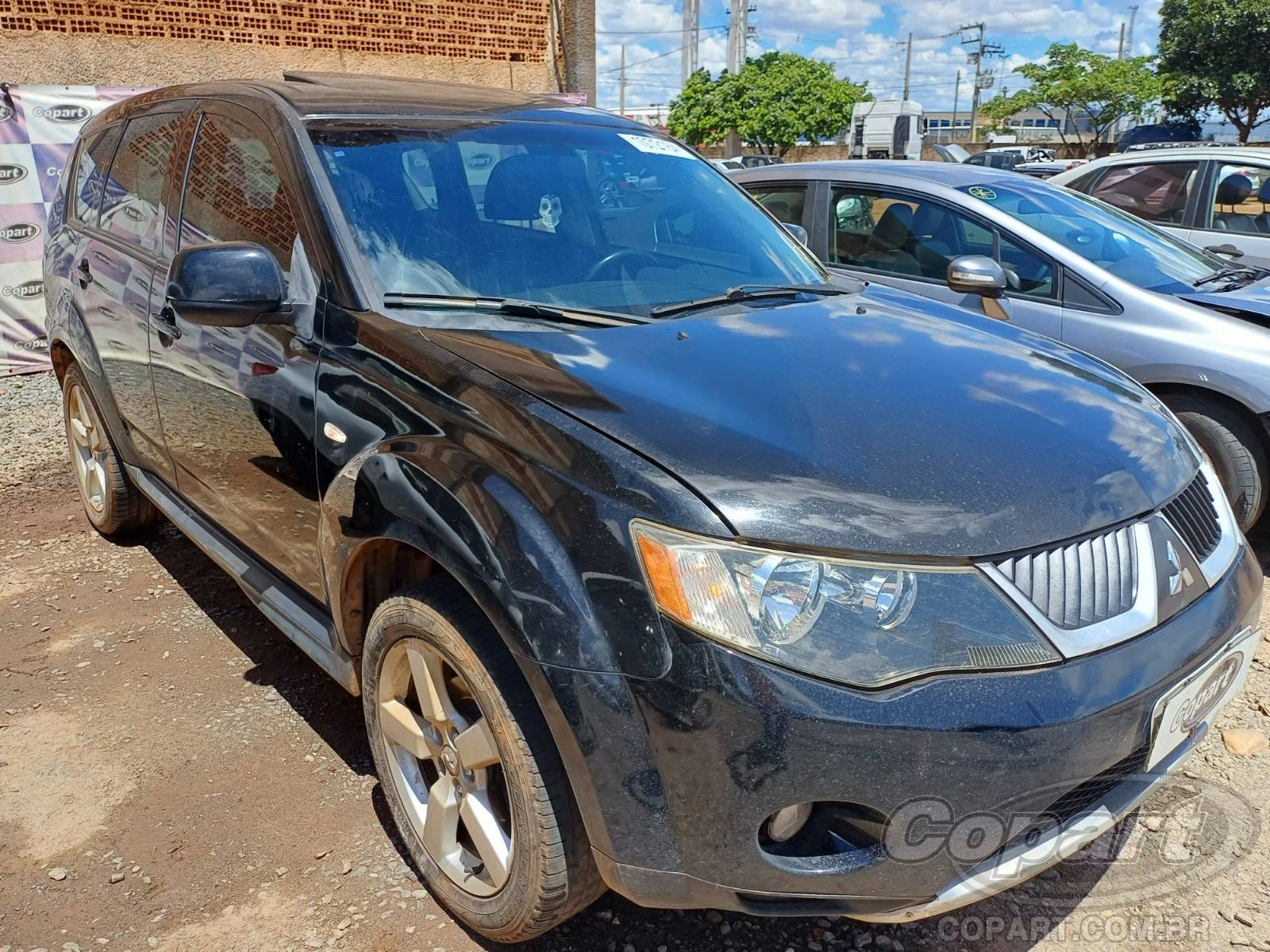 Mitsubishi Outlander 4WD 2.4 16V 2009 em Aparecida De Goiânia - Goiás