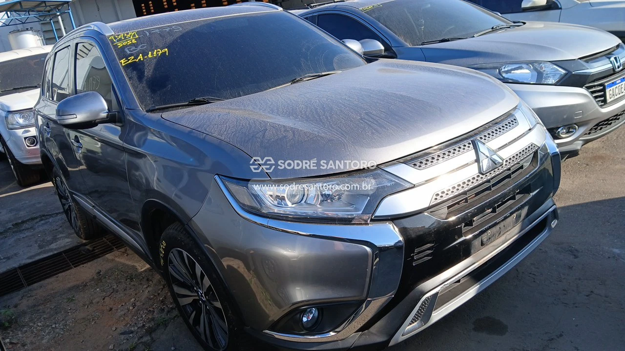 Mitsubishi Outlander 2.0 HPE 2019 Automático em Guarulhos - São Paulo