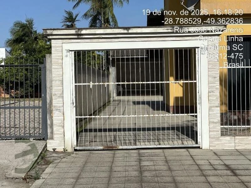 Terreno Terreno com casa e edícula em Criciúma/SC em Criciúma - Santa Catarina