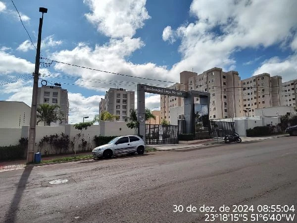 Apartamento com 2 Quartos e 2 Vagas em Londrina/PR em Londrina - Paraná