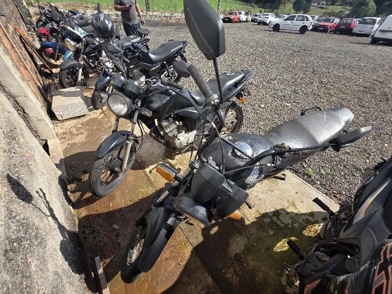 Honda CG 150 Titan KS KS 2006 em Xanxerê - Santa Catarina