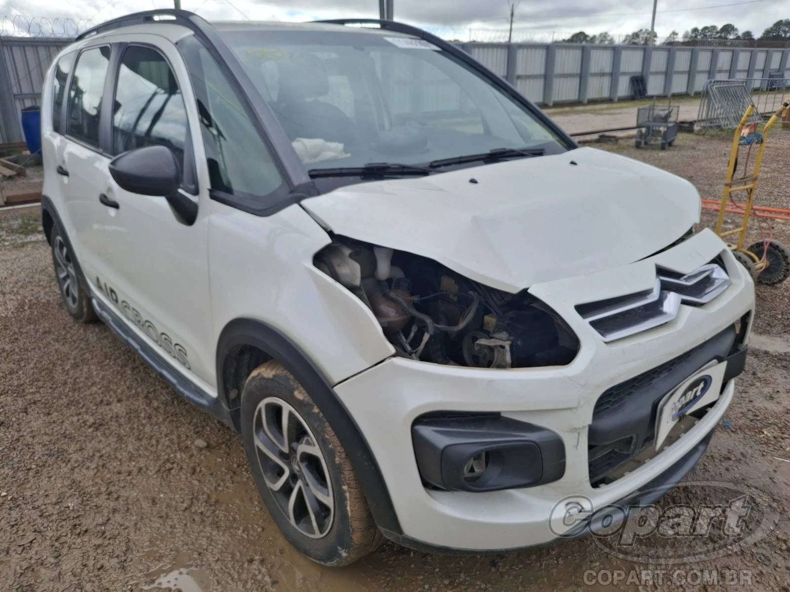 Citroën C3 Aircross Tendance 2015 1.6 16V Automático em São José Dos Pinhais - Paraná