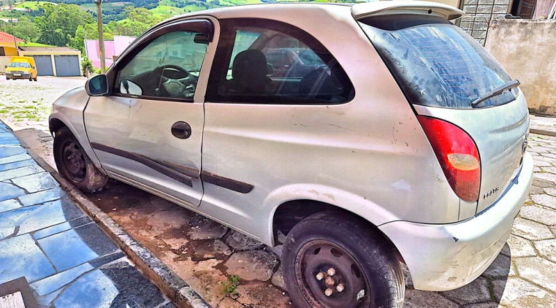 Chevrolet Celta 2 Portas 2001 em Bom Repouso - Minas Gerais