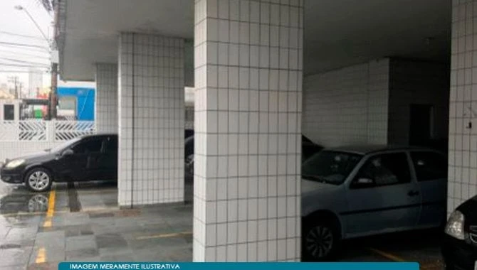 Fração Direitos Possessórios de Apartamento em São Vicente/SP em São Vicente - São Paulo
