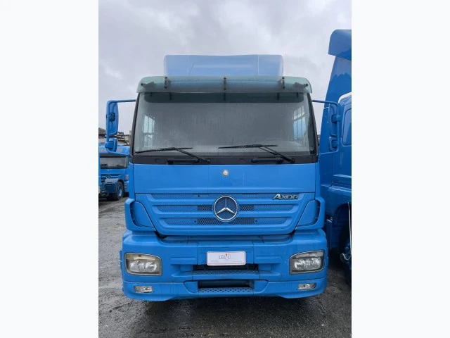 Mercedes-Benz Axor 1933 S 4x2 2012 em null