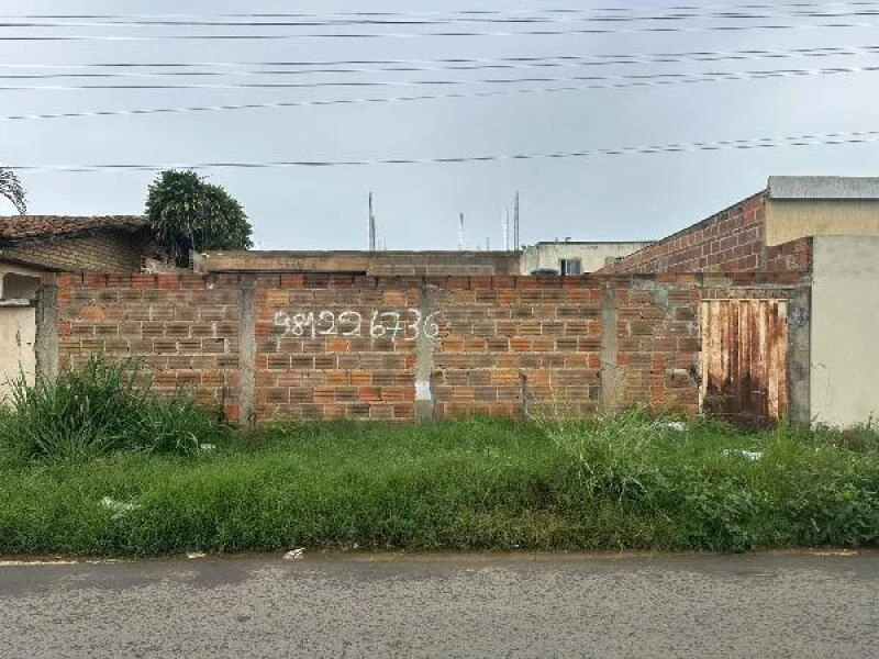Terreno no BATEIAS em Vitória da Conquista/BA em Vitória Da Conquista - Bahia